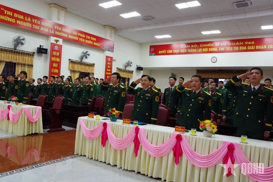 Sư đoàn 968 (Quân khu 4) chào cờ đầu năm mới ẤT Tỵ 2025